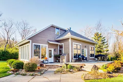 112 County Road F, River Falls, WI 54022