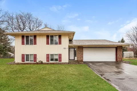 13953 Gauntlet Ct, Apple Valley, MN 55124