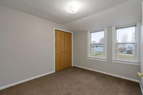 425 W Walnut St, Saint Peter, MN 56082 photo 15