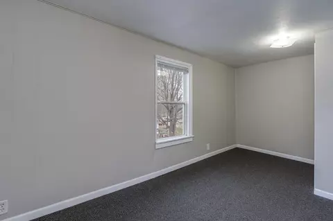 425 W Walnut St, Saint Peter, MN 56082 photo 17