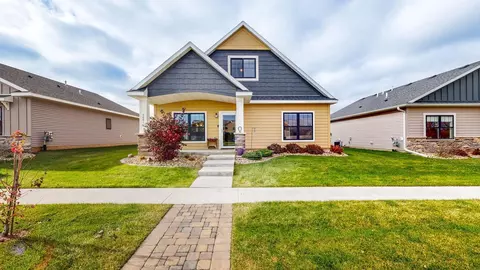 5691 Harvest Moon Blvd NW, Rochester, MN 55901
