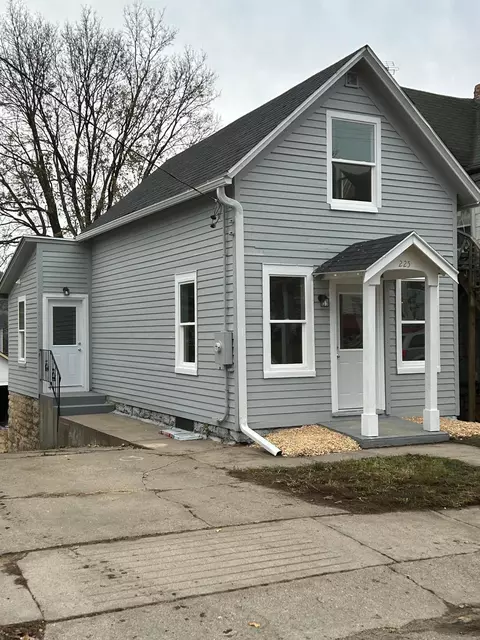 225 E 4th St, Red Wing, MN 55066