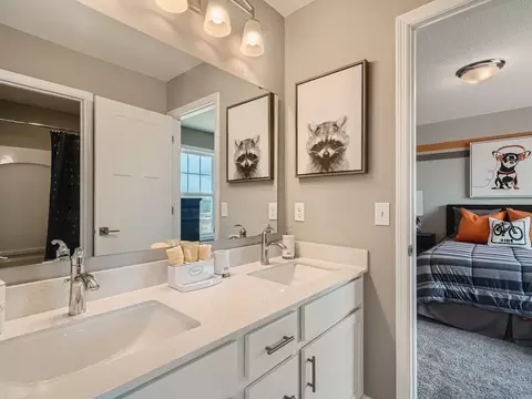 3054 Sugar Maple Dr, Chaska, MN 55318 photo 32