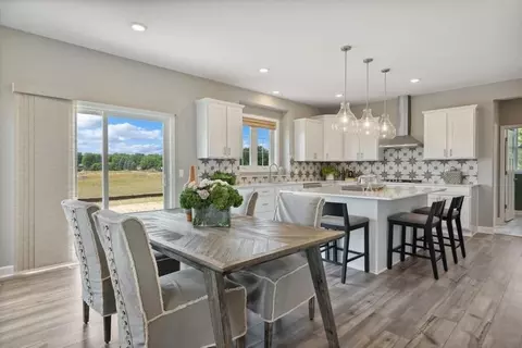 3054 Sugar Maple Dr, Chaska, MN 55318 photo 8