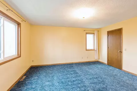 1373 Berry Ridge Rd, Eagan, MN 55123 photo 20