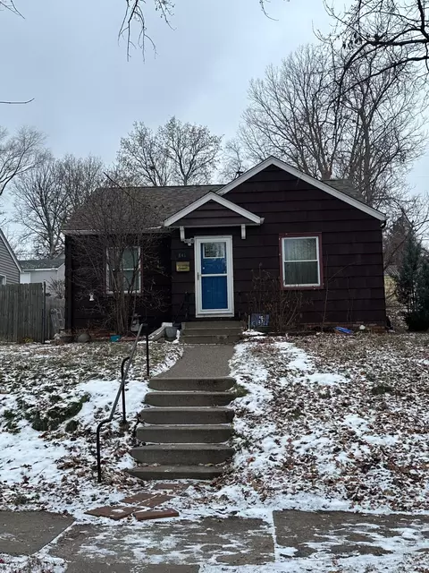841 Clayland St, Saint Paul, MN 55104