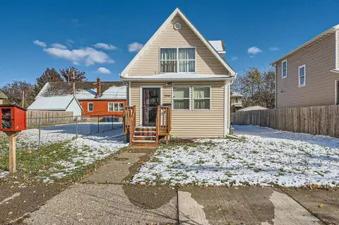 2818 Oliver Ave N, Minneapolis, MN 55411