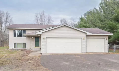 4972 Evergreen Ct, North Branch, MN 55056