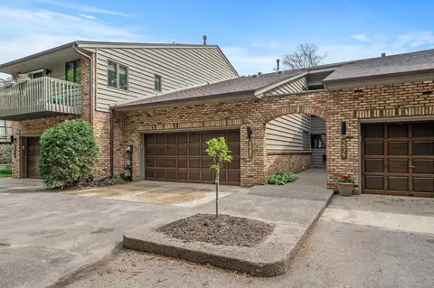 5523 Village Dr, Edina, MN 55439