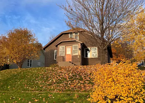 633 E Skyline Pkwy, Duluth, MN 55805