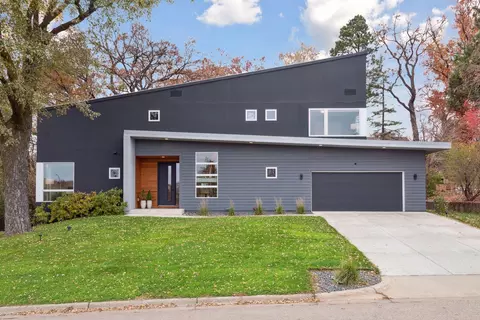 4030 Wayzata Blvd, Golden Valley, MN 55416