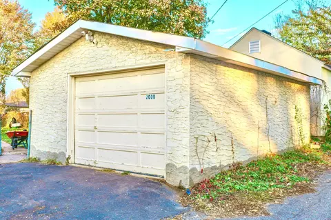 2000 5th St E, Saint Paul, MN 55119 photo 6