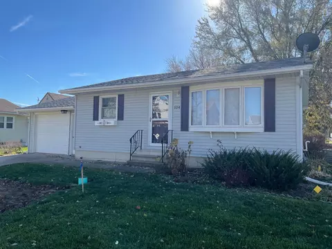 104 2nd Ave SW, Grand Meadow, MN 55936