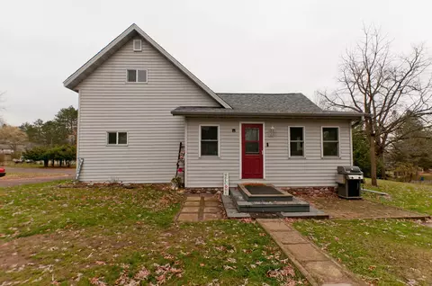 1017 Second St, Spooner, WI 54801