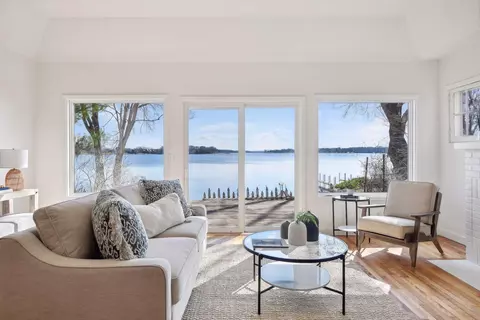 1760 Shadywood Rd, Wayzata, MN 55391