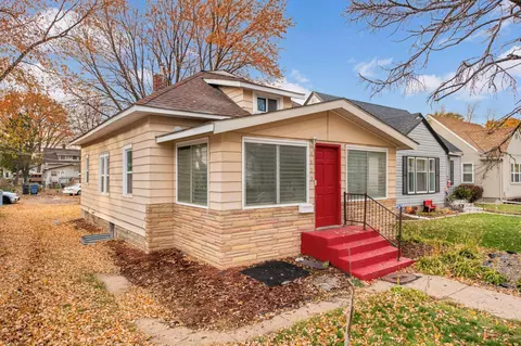 4823 Bryant Ave N, Minneapolis, MN 55430