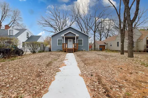 624 Riverside Dr NE, Saint Cloud, MN 56304