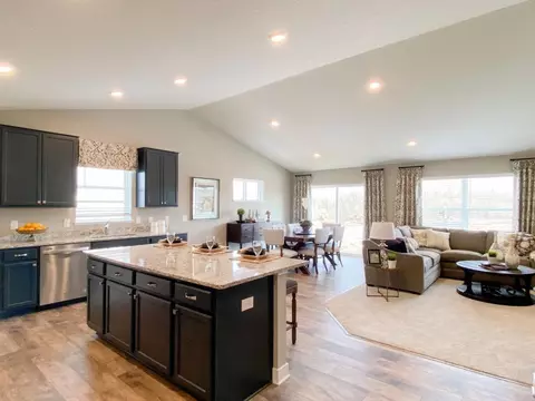 465 Greywood Blvd SW, Delano, MN 55328