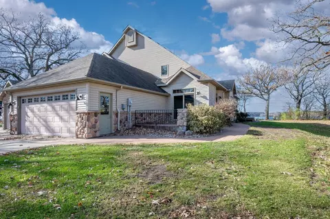 2490 Albion Ave, Fairmont, MN 56031