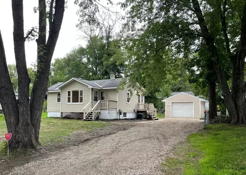 5023 Grafton Ave N, Oakdale, MN 55128