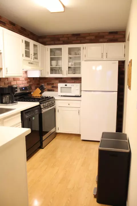 1222 Timbershore Ln, Eagan, MN 55123 photo 9