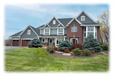 4105 Wild Meadows Dr, Medina, MN 55340