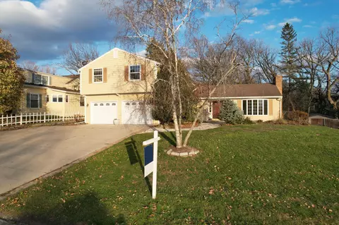 2018 7th Ave NE, Rochester, MN 55906
