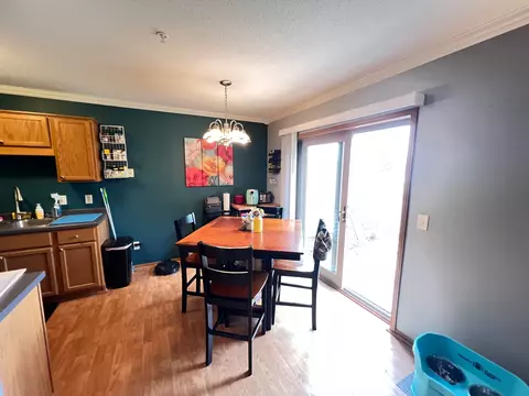 1047 Manor Ct, Saint Cloud, MN 56303 photo 4