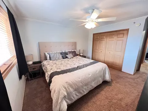 1047 Manor Ct, Saint Cloud, MN 56303 photo 14