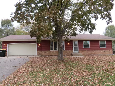 1837 Shakopee Ave E, Shakopee, MN 55379
