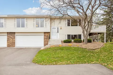 1419 W 140th St, Burnsville, MN 55337