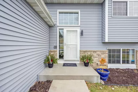 2154 Ormond Dr, Shakopee, MN 55379 photo 5