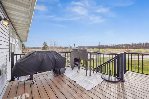2154 Ormond Dr, Shakopee, MN 55379 photo 32