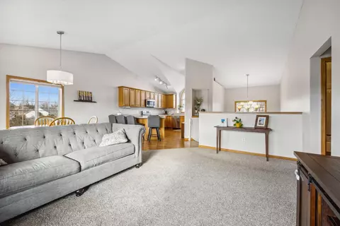 2154 Ormond Dr, Shakopee, MN 55379 photo 19