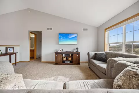 2154 Ormond Dr, Shakopee, MN 55379 photo 16