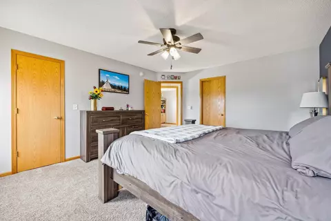 2154 Ormond Dr, Shakopee, MN 55379 photo 29