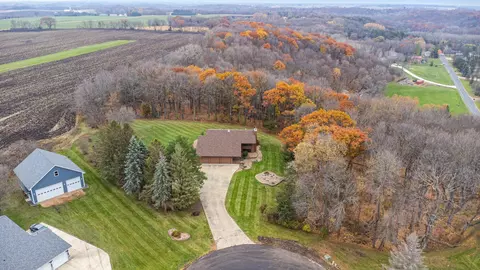 20226 Sand Creek Dr, Jordan, MN 55352