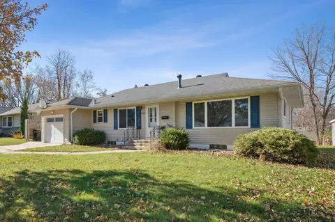2415 16th Ave NW, Rochester, MN 55901