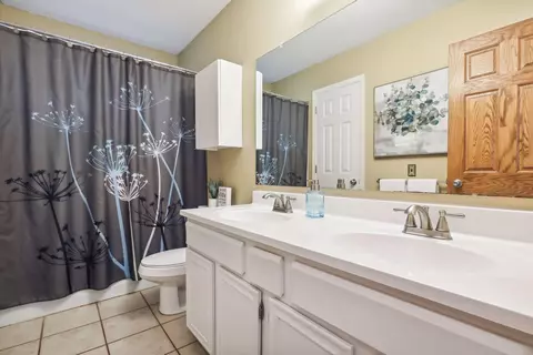 1766 Walnut Ln, Eagan, MN 55122 photo 13