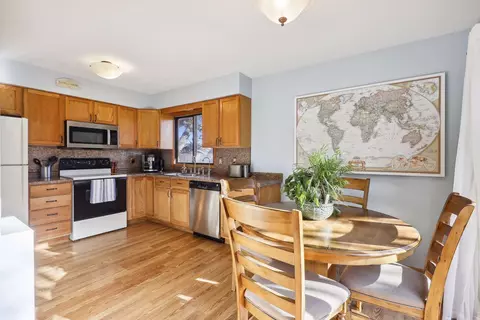 1766 Walnut Ln, Eagan, MN 55122 photo 7