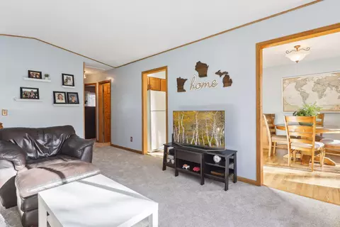 1766 Walnut Ln, Eagan, MN 55122 photo 5