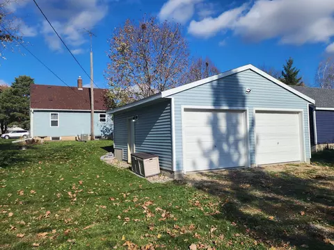 235 E Broadway, Plainview, MN 55964 photo 5