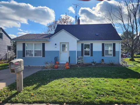 235 E Broadway, Plainview, MN 55964 photo 2