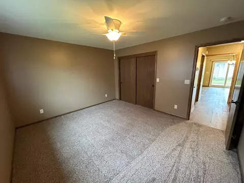 508 28th St SE, Willmar, MN 56201 photo 27
