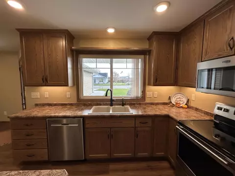 508 28th St SE, Willmar, MN 56201 photo 11