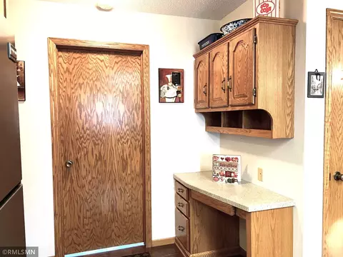 520 Delaware Ave, Adrian, MN 56110 photo 5