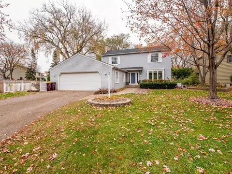 1778 Overlook Ln, Mendota Heights, MN 55118
