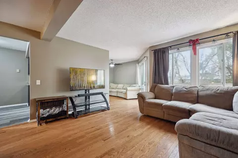 7228 Perry Ct E, Brooklyn Center, MN 55429
