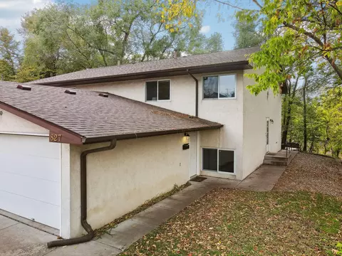 827 Dwane St, South Saint Paul, MN 55075