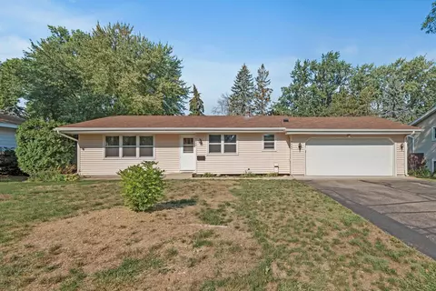 9440 3rd Ave S, Bloomington, MN 55420 photo 3